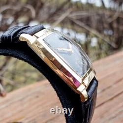 1943 BULOVA Officer Wristwatch Rare Black Dial Swiss Cal 10BS 15J Vintage Watch