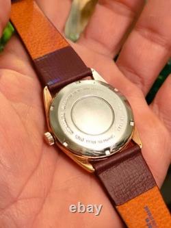 1960 Rare Vintage Swiss Jovial 17 Jewels With Real Real Gold Plated Bezel
