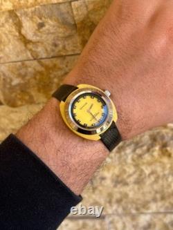 1970's Vintage Sandoz Watch Manual Wind Yellow 34mm 17 Jewels Swiss Made Rare
