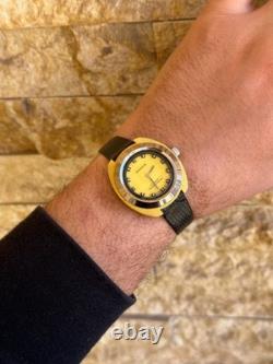 1970's Vintage Sandoz Watch Manual Wind Yellow 34mm 17 Jewels Swiss Made Rare