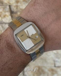1970's Vintage Wyler Vetta Automatic Watch Two-tone Date 35mm Squared Swiss Rare