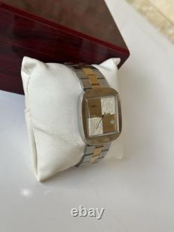 1970's Vintage Wyler Vetta Automatic Watch Two-tone Date 35mm Squared Swiss Rare 1970's Vintage Wyler Vetta Automatic Watch Two-tone Date 35mm Squared Swiss Rare