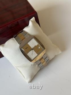 1970's Vintage Wyler Vetta Automatic Watch Two-tone Date 35mm Squared Swiss Rare