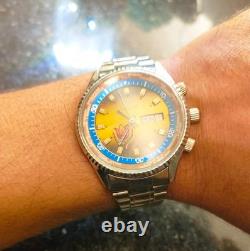 1970s Vintage and Very Rare Model Automatic Swiss Omax Crystal World Time