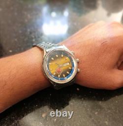 1970s Vintage and Very Rare Model Automatic Swiss Omax Crystal World Time