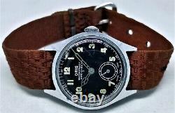 30.5 mm Rare 1960s ORIS Sub Second Cal 581KIF Vintage Watch Swiss Made