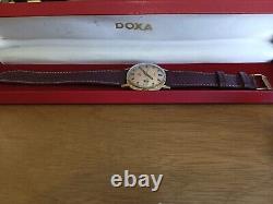 ASTONISHING Rare Vintage DOXA Automatic Men's SWISS Watch