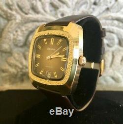 Bulova Collectors Rare 1974 Mans Automatic Winding Swiss Made N4 Vintage Watch