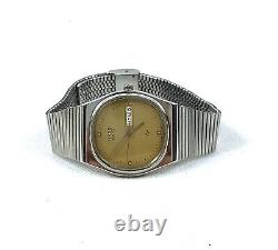 CLASSIC RADO SENATOR SWISS WATCH RARE SILVER & GOLD VINTAGE QUARTZ 80s MINT