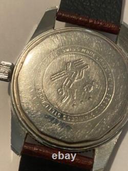 Chateau 1970's Rare Vintage Swiss Diver's Watch Works Great