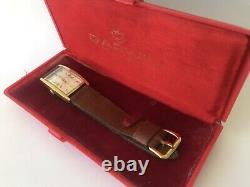 DARWIL RECTANGULAR VINTAGE RARE BEATIFUL ELEGANT GOLD PLATED SWISS WATCH 1970's