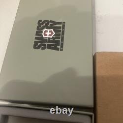 NEW Vintage Rare Marlboro Swiss Army Country Store Wrist Watch With Box & Sleeve