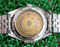Nice & Rare Vintage Bulova Automatic 25 Jewels Swiss Made Gent Watch