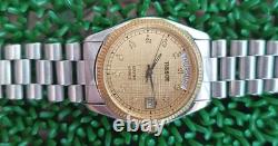 Nice & Rare Vintage Tissot Seastar Day Date Automatic Swiss made Watch Gent size