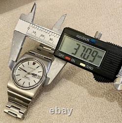 OMEGA Constellation Watch MEGAQUARTZ 32 KHz Very RARE Vintage Swiss