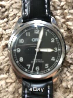 ORIS VINTAGE 17 JEWELS Shockproof SWISS Black & Silver Dial RARE NEVER WORN