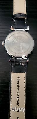 RARE New Old Stock Roamer Vintage Swiss Hand Wind Men's Watch