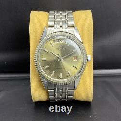 RARE Titus President Gray Dial Day Date Baton Automatic Swiss Watch Men Vintage