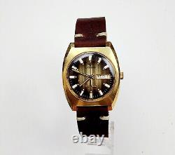 RARE, UNIQUE Men's SWISS Vintage 70's Watch WITTNAUER