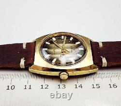 RARE, UNIQUE Men's SWISS Vintage 70's Watch WITTNAUER