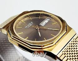 RARE, UNIQUE Men's Vintage 1984 Watch BULOVA 92D02. Swiss Movement