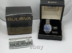 RARE Vintage Bulova Accutron Day Date Blue Dial Mens T Swiss T Watch 34x40mm