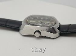 RARE Vintage Nivada mustang 74 Men's Automatic watch FHF 908 swiss made 1970s