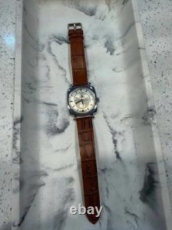 RARE Vintage Roamer Champagne Face ST96 Movement