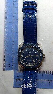 RARE vintage BLUE DIAL Lucerne Swiss Calendar Dive Watch. New Band Spectacular