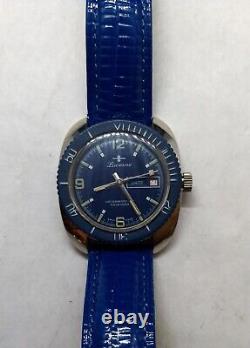 RARE vintage BLUE DIAL Lucerne Swiss Calendar Dive Watch. New Band Spectacular