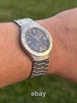 RUNS GREAT! Vintage Swiss ELGIN 25 Jewels Automatic Chunky Steel Case Rare Dial
