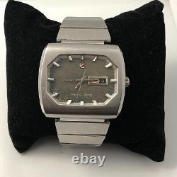 Rado NCC 303 day date Automatic TV shape original band Rare Vintage Swiss 1970s