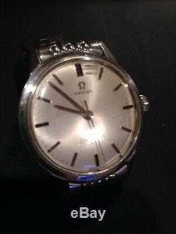Rare 1960s Vintage SWISS OMEGA Seamaster 30 Manual Wind Mens Watch. Works Great