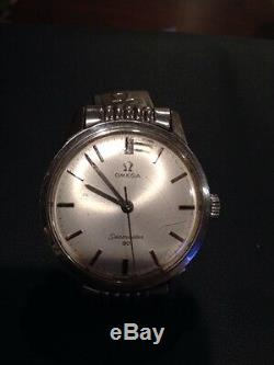 Rare 1960s Vintage SWISS OMEGA Seamaster 30 Manual Wind Mens Watch. Works Great