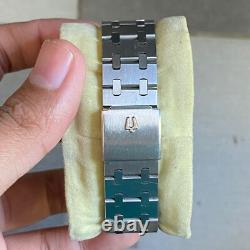 Rare Bulova Royal Oak Quartz Silver Dial Date Swiss Made Watch Vintage Men