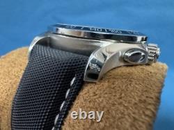 Rare Victorinox Swiss Army Chronograph 241496 White Dial Quartz Vintage Watch