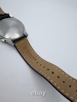 Rare Victorinox Swiss Army Chronograph 241496 White Dial Quartz Vintage Watch