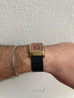 Rare Vintage 1973 Jean Perret Geneve 17 Jewels Cal. 82 Swiss Made Tank 25mm Watch