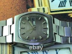 Rare Vintage 39mm Jumbo Swiss Tugaris 2879 Special Case Automatic Mens Watch