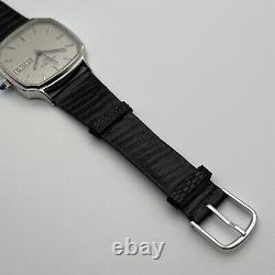 Rare Vintage Accutron P1 Swiss Day/Date Quartz Women's Watch