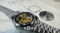 Rare Vintage BULOVA Accuquartz Swiss Made Cal. 2242 Swiss Movement