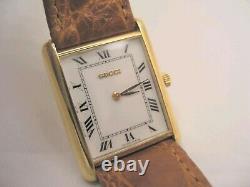 Rare Vintage Ladies 18 K Gucci White Dial Tank Style Quartz Swiss Watch w Box