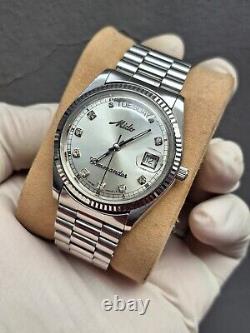 Rare Vintage Mido Commander DayDate Mido 8299 silver dial swiss made men's watch