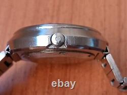 Rare Vintage OMAX Crystal Automatic Swiss Men's Watch in good condition