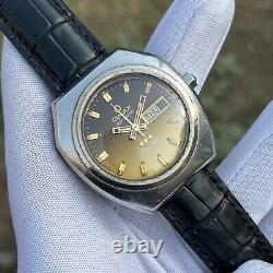 Rare Vintage Omax Crystal 3 Star 25 Jewels Beautiful Dial Swiss Made Men's Watch