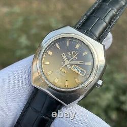 Rare Vintage Omax Crystal 3 Star 25 Jewels Beautiful Dial Swiss Made Men's Watch