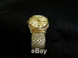 Rare Vintage Swiss Bulova Automatic 17 Jewels Men's Wristwatch & Original Band