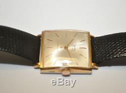 Rare Vintage Vetta 21 Rubis Automatic 30mm square Cal. 674 Swiss Watch