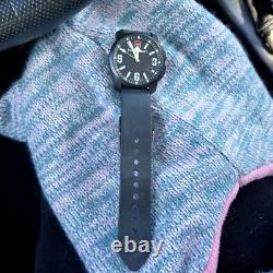 Rare Vintage Victorinox Swiss Army Analog Quartz Watch Swiss Made 50 Meters