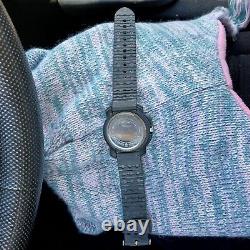 Rare Vintage Victorinox Swiss Army Analog Quartz Watch Swiss Made 50 Meters